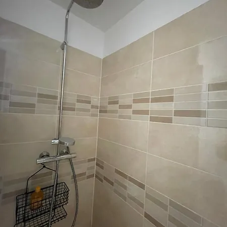 Superbe Duplex Au Pied Du Tram Et De La Gare דירה בורדו