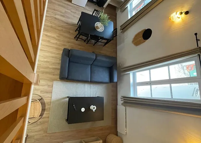 Superbe Duplex Au Pied Du Tram Et De La Gare *